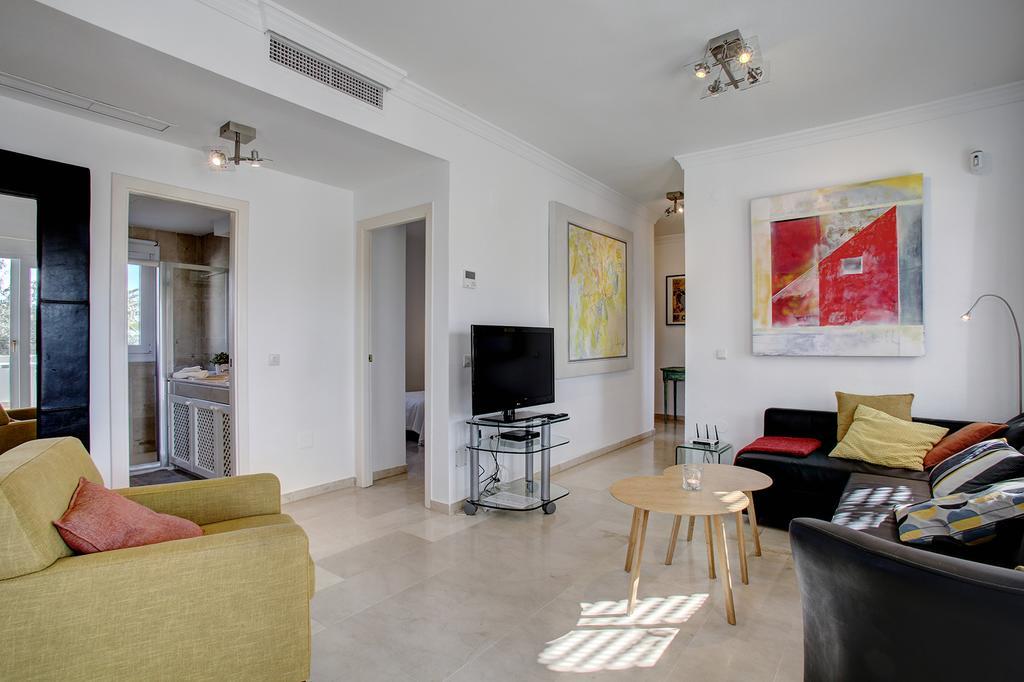 Sunny Golf Apartment Estepona Esterno foto